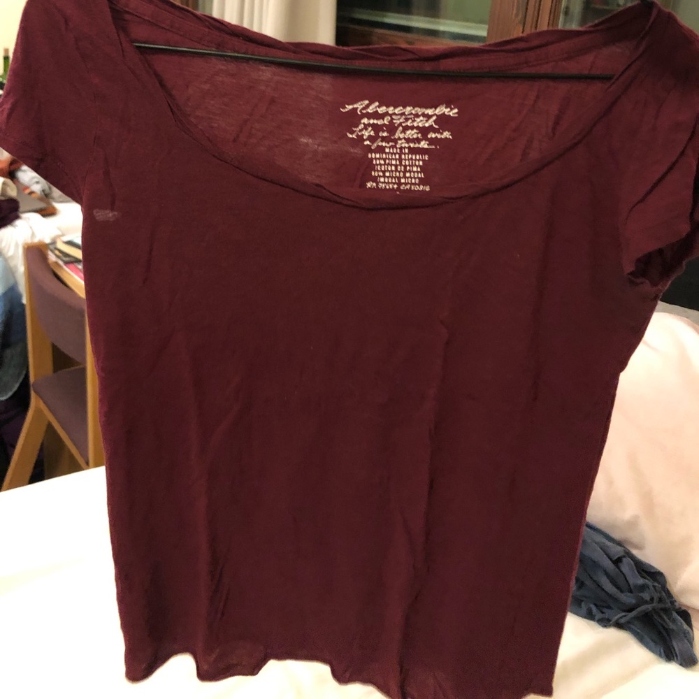 Cropped scoop neck soft tee shirt